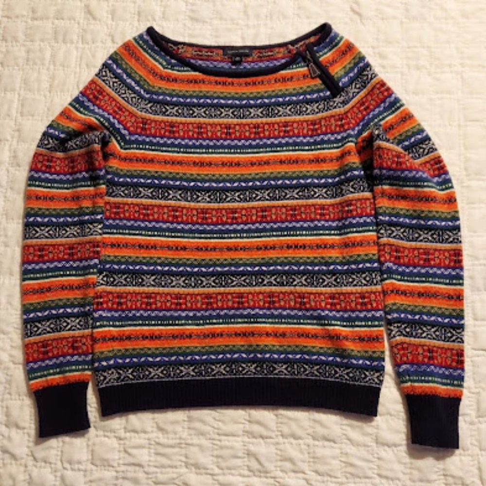Tommy Hilfiger multi-color long sleeve sweater. Women size small.